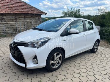 Toyota Yaris Hybrid, 8.700 €, 2015. Hečbek, Hibridni pogon (benzin) | 1497 cm3, 243.000 km, 55kW (75 KS), Automatski / poluautomatski, 4/5 vrata, 5 sedišta, Blace