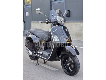 Vespa Gts 300, 4.900 €, 2020. , 278 cm3, 8.321 km, 16kW (22 KS), Scooter, Valjevo
