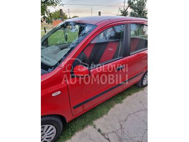 Fiat Panda, 2.250 €, 2006. Hečbek, Benzin | 1200 cm3, 179.000 km, 44kW (60 KS), Manuelni 5 brzina, 4/5 vrata, 5 sedišta, Šabac