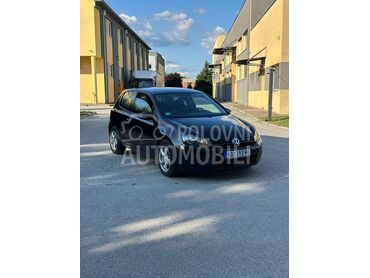 Volkswagen Golf 6 (može zamena), 5.499 €, 2011. Hečbek, Dizel | 1598 cm3, 235.000 km, 77kW (105 KS), Manuelni 5 brzina, 2/3 vrata, 5 sedišta, Kragujevac