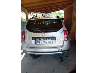 Dacia Duster, 7.000 €, 2012. Džip/SUV, Benzin + Gas (TNG) | 1598 cm3, 203.050 km, 77kW (105 KS), Manuelni 5 brzina, 4/5 vrata, 5 sedišta, Užice