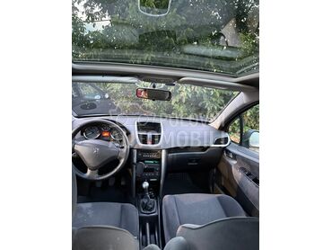 Peugeot 207, 2.700 €, 2007. Hečbek, Dizel | 1560 cm3, 259.500 km, 66kW (90 KS), Manuelni 5 brzina, 4/5 vrata, 5 sedišta, Rakovica