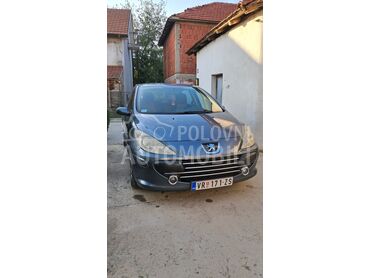 Peugeot 307 (može zamena), 3.450 €, 2006. Hečbek, Dizel | 1560 cm3, 246.000 km, 66kW (90 KS), Manuelni 5 brzina, 4/5 vrata, 5 sedišta, Vranjska Banja