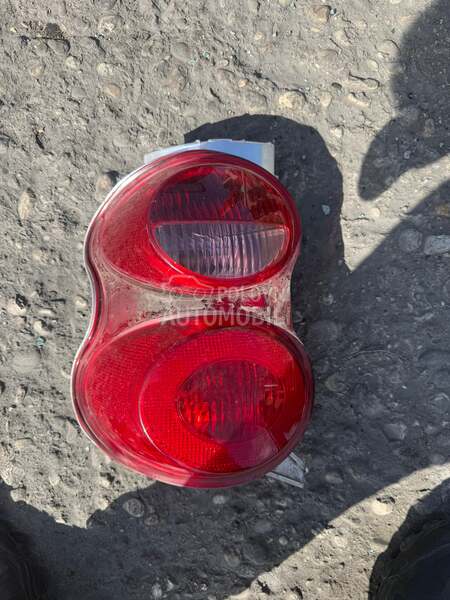 Stop svetlo za Smart ForTwo od 2007. do 2013. god.
