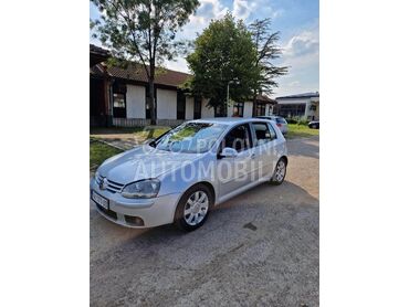 Volkswagen Golf 5 2.0 tdi (može zamena), 2.900 €, 2003. Hečbek, Dizel | 1968 cm3, 252.000 km, 103kW (140 KS), Manuelni 6 brzina, 4/5 vrata, 5 sedišta, Lajkovac (Selo)