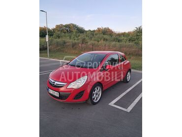 Opel Corsa D, 3.200 €, 2012. Hečbek, Benzin | 1229 cm3, 175.000 km, 51kW (69 KS), Manuelni 5 brzina, 2/3 vrata, 5 sedišta, Beograd