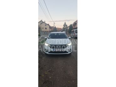 Dacia Logan 3, 7.500 €, 2022. Limuzina, Benzin + Gas (TNG) | 999 cm3, 142.000 km, 74kW (100 KS), Manuelni 6 brzina, 4/5 vrata, 5 sedišta, Grocka
