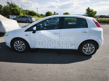 Fiat Grande Punto 1.9 mjt, 2.400 €, 2006. Hečbek, Dizel | 1910 cm3, 247.238 km, 88kW (120 KS), Manuelni 6 brzina, 4/5 vrata, 5 sedišta, Mladenovac