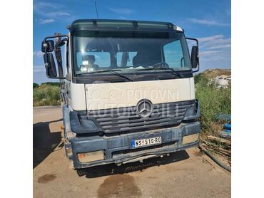 Mercedes Benz 1823, 12.900 €, 2001. , 450.000 km, Auto podizač sa kontejnerom, Dizel, 6374 cm3, Manuelni menjač, Novi Sad