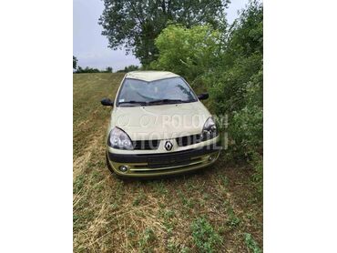 Renault Clio 1.2.1.6.V., Po dogovoru, 2006. Hečbek, Benzin | 1149 cm3, 123.456 km, 55kW (75 KS), Manuelni 5 brzina, 4/5 vrata, 5 sedišta, Jagodina