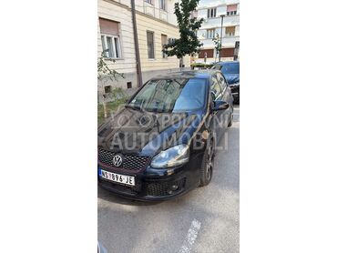 Volkswagen Golf 5 Gti, 5.500 €, 2005. Hečbek, Benzin | 2000 cm3, 230.000 km, 148kW (201 KS), Manuelni 6 brzina, 4/5 vrata, 5 sedišta, Novi Sad