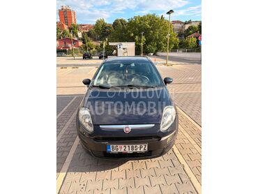 Fiat EVO 1.3 Mjet, 3.650 €, 2011. Hečbek, Dizel | 1248 cm3, 219.000 km, 63kW (86 KS), Manuelni 5 brzina, 2/3 vrata, 5 sedišta, Beograd