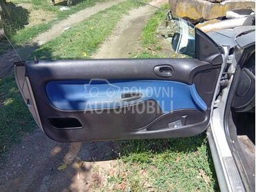 Peugeot 206 GTI 16V, 1.500 €, 2001. Kabriolet/Roadster, Benzin | 2000 cm3, 220.000 km, 103kW (140 KS), Manuelni 5 brzina, 2/3 vrata, 2 sedišta, Grdelica (Varoš)