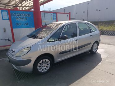 Citroen Xsara Picasso, 1.000 €, 2004. Monovolumen (MiniVan), Benzin | 1587 cm3, 237.500 km, 70kW (95 KS), Manuelni 5 brzina, 4/5 vrata, 5 sedišta, Beograd