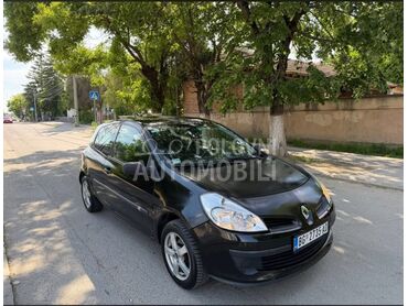 Renault Clio, 1.800 €, 2007. Hečbek, Dizel | 1461 cm3, 330.058 km, 50kW (68 KS), Manuelni 5 brzina, 4/5 vrata, 5 sedišta, Beograd