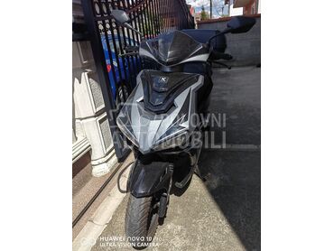 K-MOTO f11 (može zamena), 1.100 €, 2019. , 49 cm3, 3.650 km, 2kW (3 KS), Scooter, Nova Pazova
