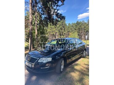 Volkswagen Passat B6, 3.990 €, 2006. Limuzina, Dizel | 1896 cm3, 240.000 km, 77kW (105 KS), Manuelni 5 brzina, 4/5 vrata, 5 sedišta, Šabac