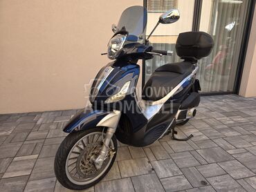 Piaggio Beverly, 3.100 €, 2016. , 300 cm3, 25.700 km, 16kW (22 KS), Scooter, Vranje