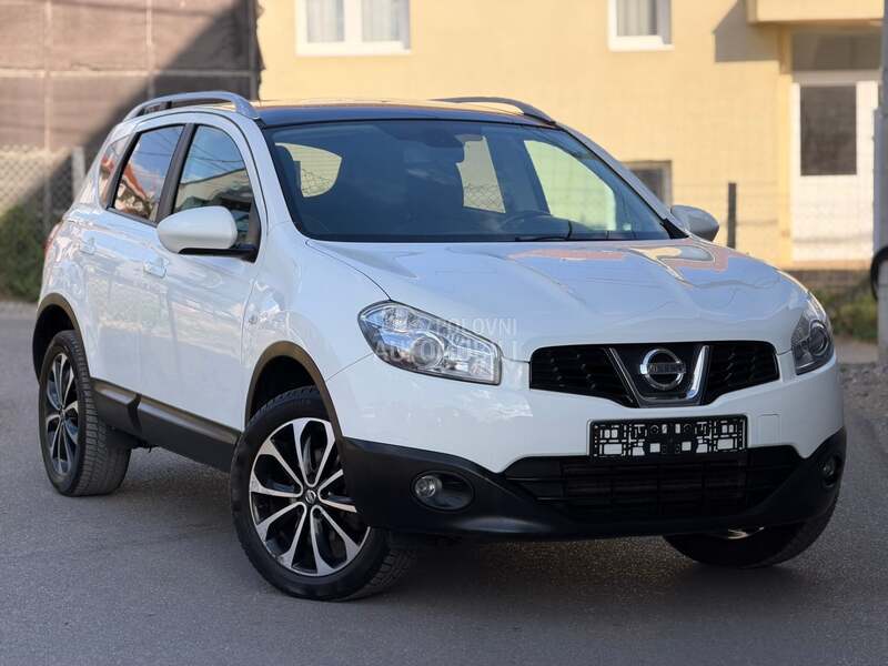 Nisan Kaškai 1.5DCI/NAVl/PANO/CAM