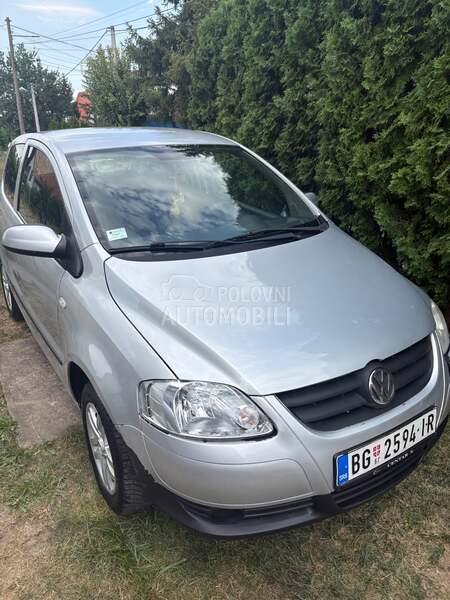 Volkswagen Fox 2005 1.4 - kompletan auto u delovima