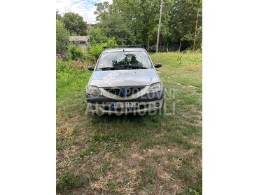 Dacia Logan Dacia Logan 1.4 MPI, 1.200 €, 2005. Limuzina, Benzin + Gas (TNG) | 1390 cm3, 219.717 km, 55kW (75 KS), Manuelni 5 brzina, 4/5 vrata, 5 sedišta, Beograd
