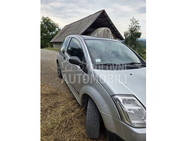 Citroen C2 c2 sx1.4 (može zamena), 1.850 €, 2003. Hečbek, Benzin | 1360 cm3, 146.000 km, 55kW (75 KS), Manuelni 5 brzina, 2/3 vrata, 4 sedišta, Bajina Bašta