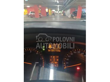Toyota Avensis 2.2, 5.400 €, 2010. Karavan, Dizel | 2231 cm3, 305.000 km, 110kW (150 KS), Manuelni 6 brzina, 4/5 vrata, 5 sedišta, Novi Beograd