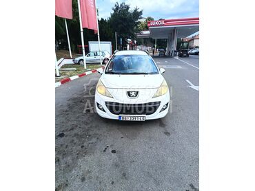 Peugeot 207 (može zamena), 2.800 €, 2009. Karavan, Benzin + Gas (TNG) | 1360 cm3, 235.000 km, 54kW (73 KS), Manuelni 5 brzina, 4/5 vrata, 5 sedišta, Palilula