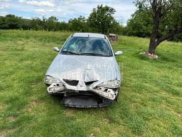 Renault Megane, 300 €, 2001. Hečbek, Dizel | 1900 cm3, 221.222 km, 75kW (102 KS), Manuelni 5 brzina, 4/5 vrata, 4 sedišta, Beograd