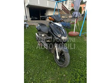 Yamaha aerox, Po dogovoru, 2006. , 49 cm3, 11.111 km, 3kW (4 KS), Scooter, Sjenica