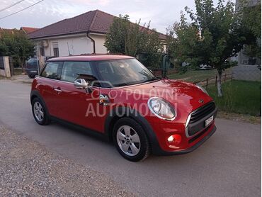 MINI One 1.2 First, 6.750 €, 2015. Hečbek, Benzin | 1198 cm3, 165.585 km, 55kW (75 KS), Manuelni 6 brzina, 2/3 vrata, 4 sedišta, Novi Sad