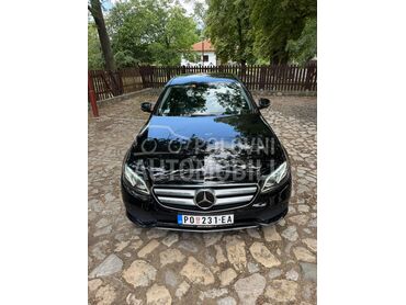 Mercedes Benz E 220 4matic Virtual (može zamena), 22.500 €, 2017. Limuzina, Dizel | 1950 cm3, 230.000 km, 143kW (194 KS), Automatski / poluautomatski, 4/5 vrata, 5 sedišta, Požarevac
