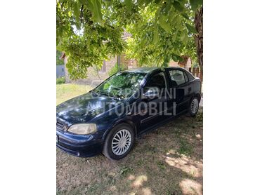 Opel Astra G, 950 €, 2002. Limuzina, Dizel | 1995 cm3, 245.000 km, 74kW (101 KS), Manuelni 5 brzina, 4/5 vrata, 5 sedišta, Bajmok