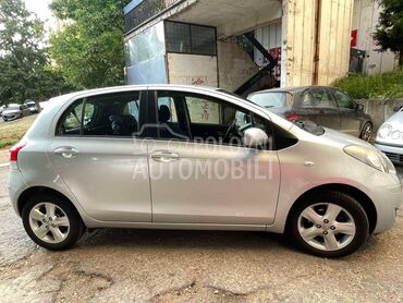 Toyota Yaris VVTi (može zamena), 4.900 €, 2011. Hečbek, Benzin | 1330 cm3, 242.000 km, 74kW (101 KS), Manuelni 6 brzina, 4/5 vrata, 5 sedišta, Beograd