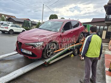 Alfa Romeo Stelvio 2.0, 12.000 €, 2017. Džip/SUV, Benzin | 1995 cm3, 200.000 km, 206kW (280 KS), Automatski / poluautomatski, 4/5 vrata, 5 sedišta, Temerin