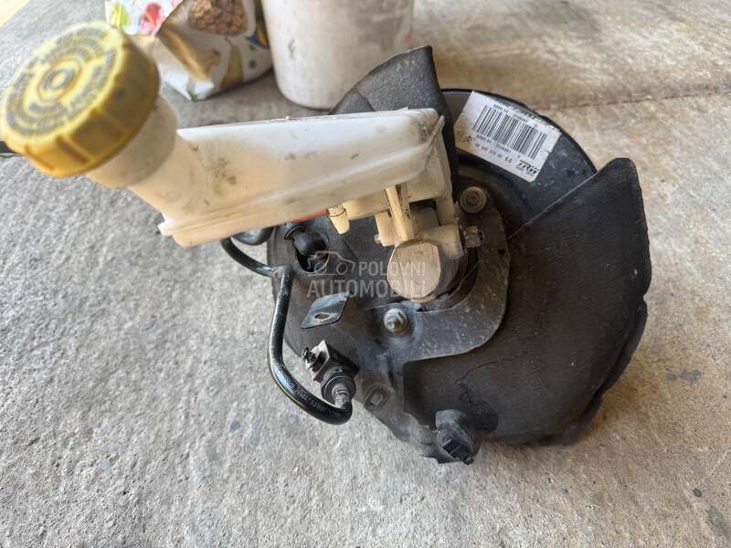 Servo vakum glavni kocioni za Peugeot 208