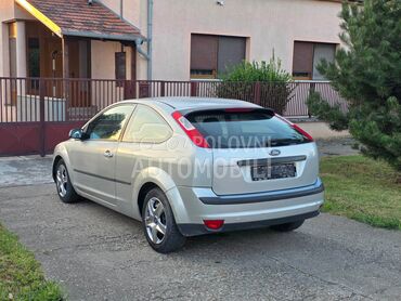 Ford Focus 1.6, 990 €, 2006. Hečbek, Benzin + Gas (TNG) | 1589 cm3, 211.000 km, 85kW (116 KS), Manuelni 5 brzina, 2/3 vrata, 5 sedišta, Despotovo