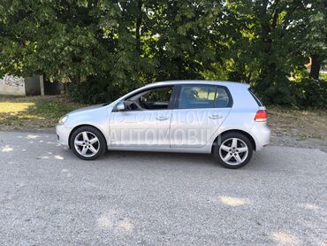 Volkswagen Golf 6 1.6 tdi, 6.000 €, 2009. Hečbek, Dizel | 1598 cm3, 215.000 km, 77kW (105 KS), Manuelni 5 brzina, 4/5 vrata, 5 sedišta, Barajevo