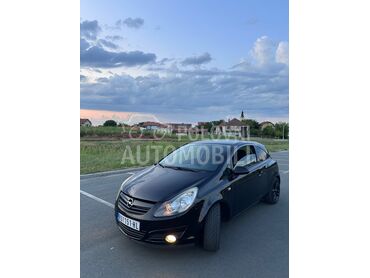 Opel Corsa D, 2.400 €, 2010. Hečbek, Benzin | 998 cm3, 269.829 km, 44kW (60 KS), Manuelni 5 brzina, 2/3 vrata, 5 sedišta, Šimanovci