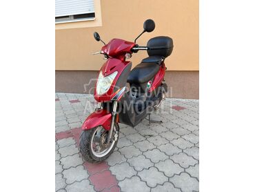 Kymco Agility, 750 €, 2005. , 49 cm3, 5.500 km, 2kW (3 KS), Scooter, Rumenka