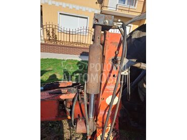 Kuhn varimaster121, 5.000 €, 2008. , Plugovi, Farkaždin