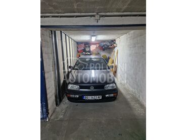 Volkswagen Golf 3 1800, 1.200 €, 1993. Hečbek, Benzin | 1800 cm3, 185.000 km, 55kW (75 KS), Manuelni 5 brzina, 2/3 vrata, 5 sedišta, Beograd