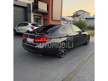 BMW 530 xD mild hybrid (može zamena), 30.000 €, 2022. Limuzina, Hibridni pogon (dizel) | 2993 cm3, 197.000 km, 210kW (286 KS), Automatski / poluautomatski, 4/5 vrata, 5 sedišta, Čačak