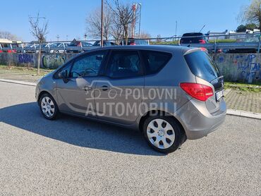 Opel Meriva, 4.000 €, 2012. Monovolumen (MiniVan), Benzin + Gas (TNG) | 1364 cm3, 232.000 km, 88kW (120 KS), Manuelni 5 brzina, 4/5 vrata, 5 sedišta, Beograd