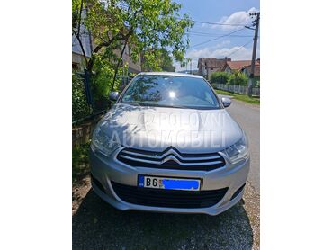 Citroen C4, 4.400 €, 2011. Hečbek, Dizel | 1560 cm3, 260.000 km, 68kW (92 KS), Manuelni 5 brzina, 4/5 vrata, 5 sedišta, Beograd
