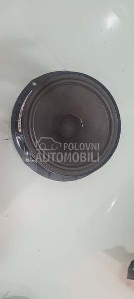 Zvucnik za Volkswagen Passat B7 - 3CB035453