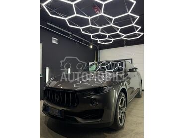Maserati Levante, 36.500 €, 2019. Džip/SUV, Dizel | 2987 cm3, 67.200 km, 184kW (250 KS), Automatski / poluautomatski, 4/5 vrata, 5 sedišta, Šabac