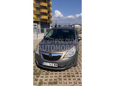 Opel Meriva B (može zamena), 4.800 €, 2011. Monovolumen (MiniVan), Dizel | 1248 cm3, 245.000 km, 70kW (95 KS), Manuelni 5 brzina, 4/5 vrata, 5 sedišta, Leskovac