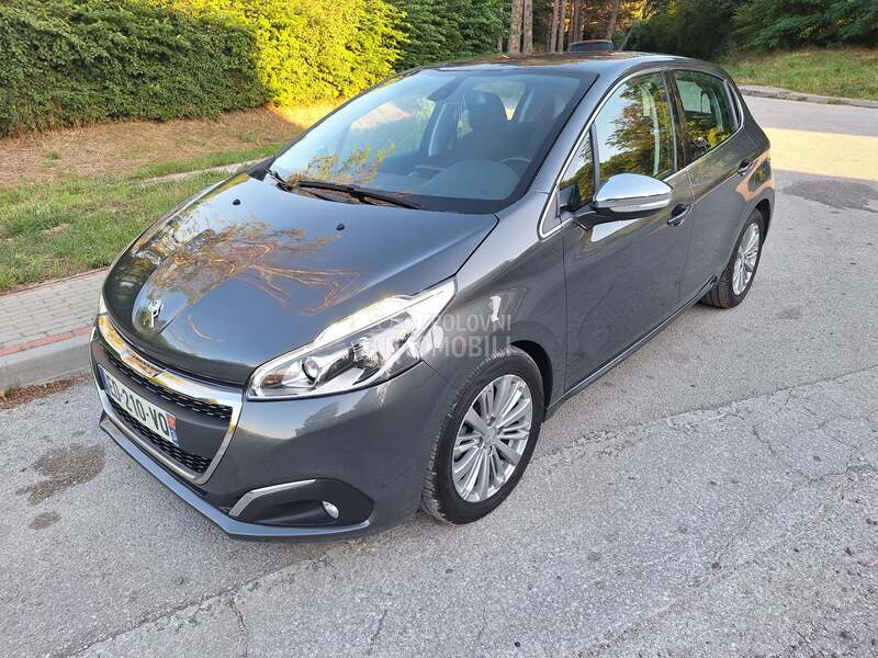 Peugeot 208 1.6 HDI