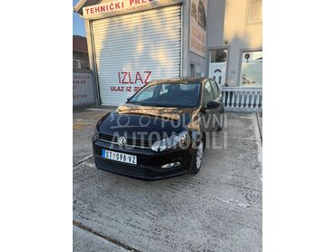 Volkswagen Polo 1.0, 6.700 €, 2015. Hečbek, Benzin | 999 cm3, 45.800 km, 44kW (60 KS), Manuelni 5 brzina, 4/5 vrata, 5 sedišta, Novi Banovci